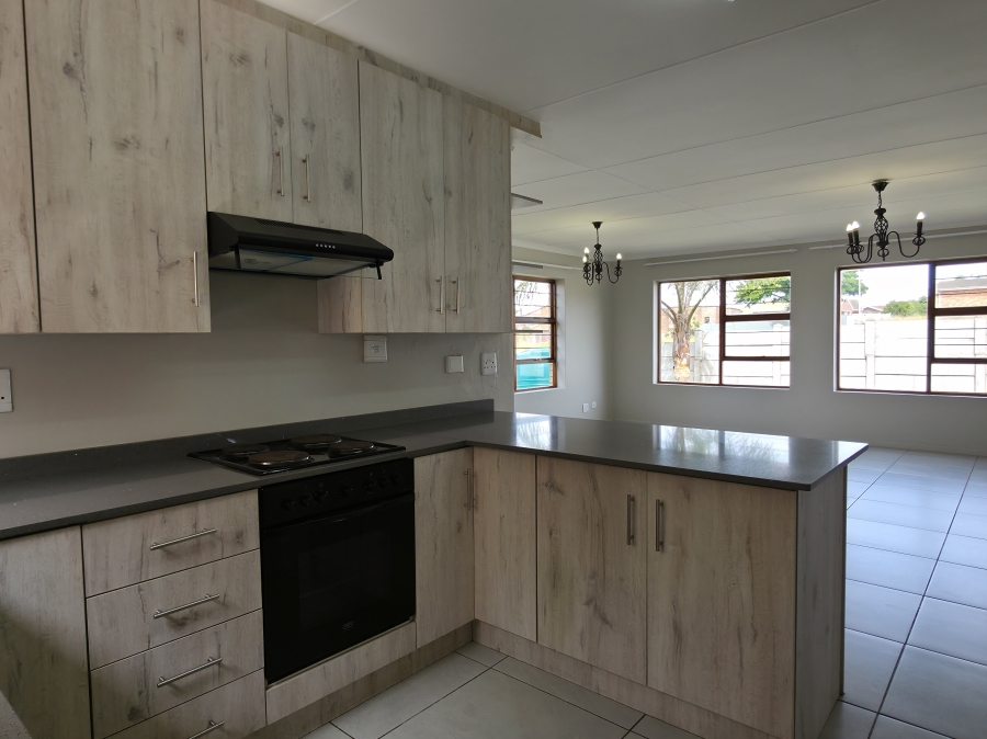 2 Bedroom Property for Sale in Wavecrest Eastern Cape